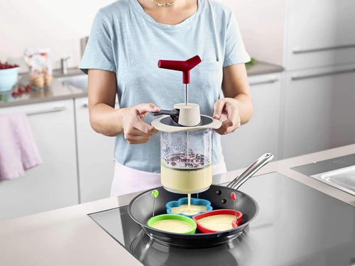 Betty Bossi Batter Maker Teigportionierer und Messbecher in einem schnell und einfach in der Handhabung