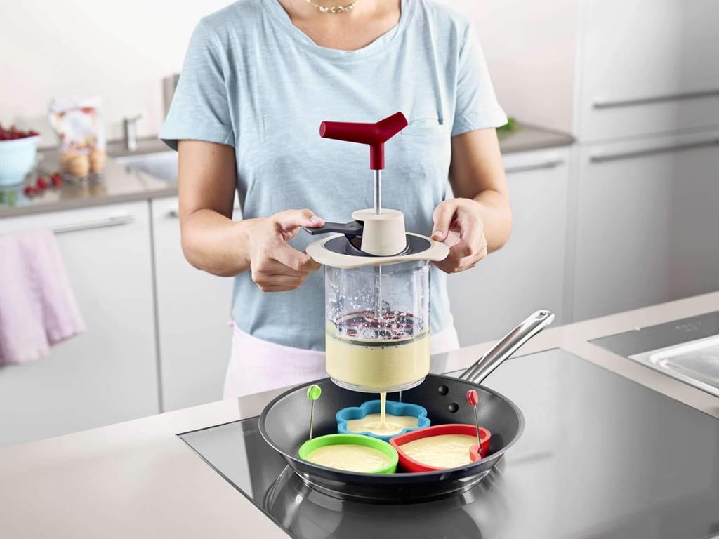Betty Bossi Batter Maker Teigportionierer und Messbecher in einem  schnell und einfach in der Handhabung